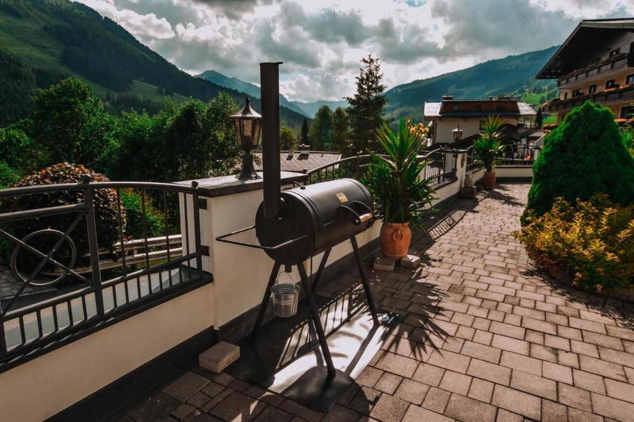 Landhaus Andrea Saalbach Apartment Exterior photo